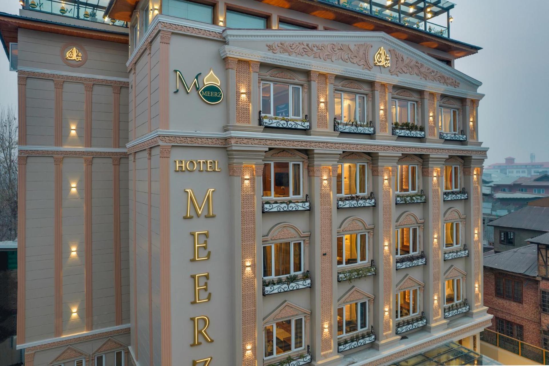 Hotel Meerz Srīnagar Zewnętrze zdjęcie